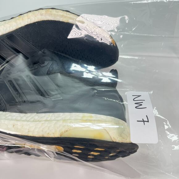 Adidas Ultraboost 5.0 DNA Core Black Running Shoes HQ 4206 Women's Size 10.5 - Picture 12 of 12